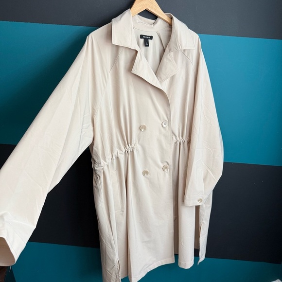 Torrid Women's Beige Trench Coat - Picture 4 of 13
